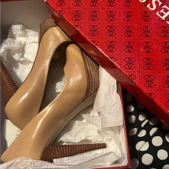 Guess Adriana 2 Leather Heels - Picture 1 of 4